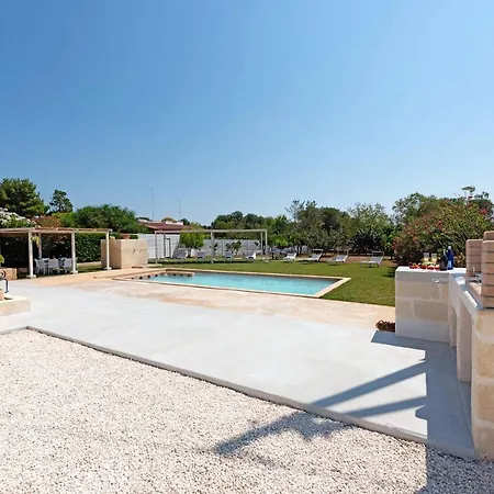 Donna By * San Vito dei Normanni