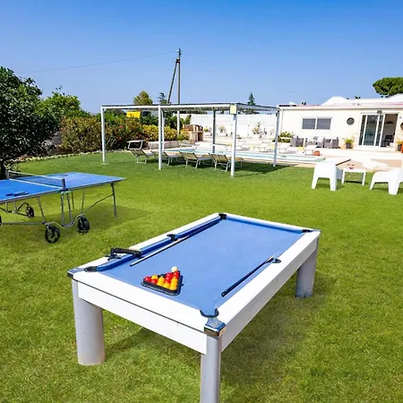 Donna By San Vito dei Normanni