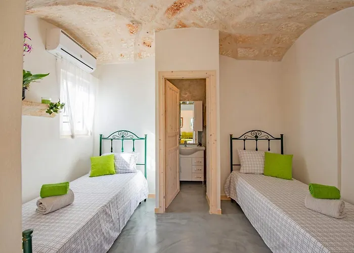 Donna By * 산비토데이노르만니